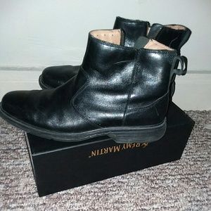 Clark's un.structured boots